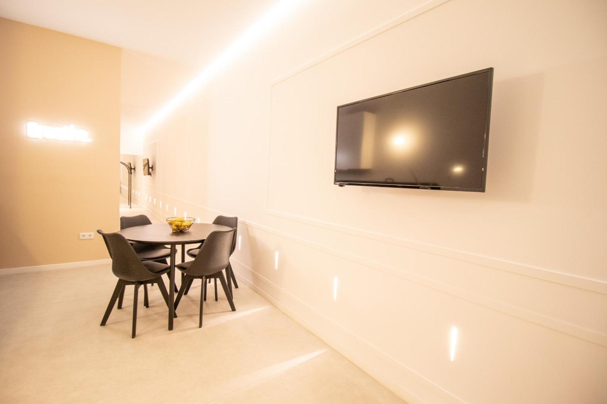 Breathe Apartments By Concept Flats Valencia Ngoại thất bức ảnh