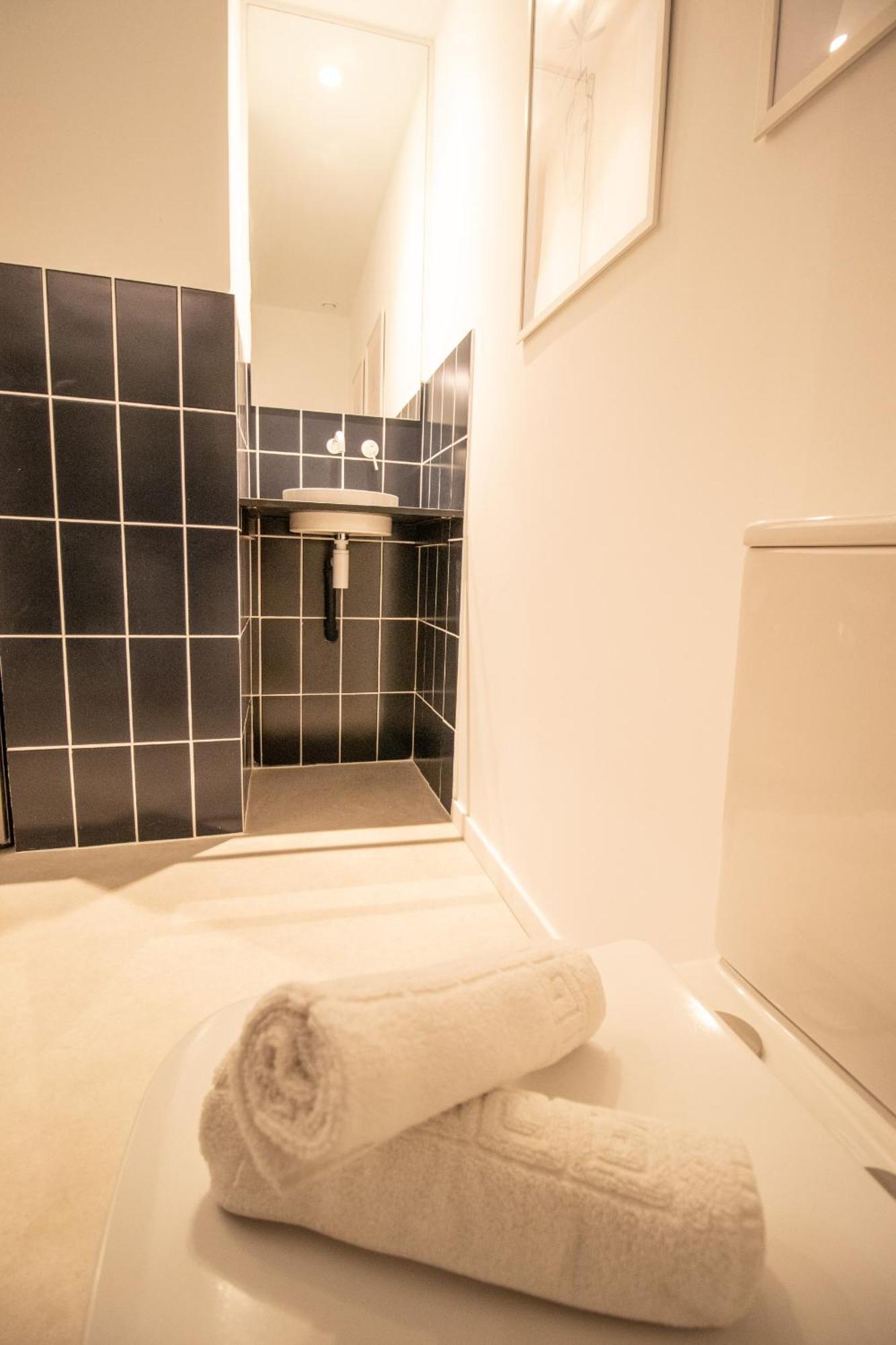 Breathe Apartments By Concept Flats Valencia Ngoại thất bức ảnh