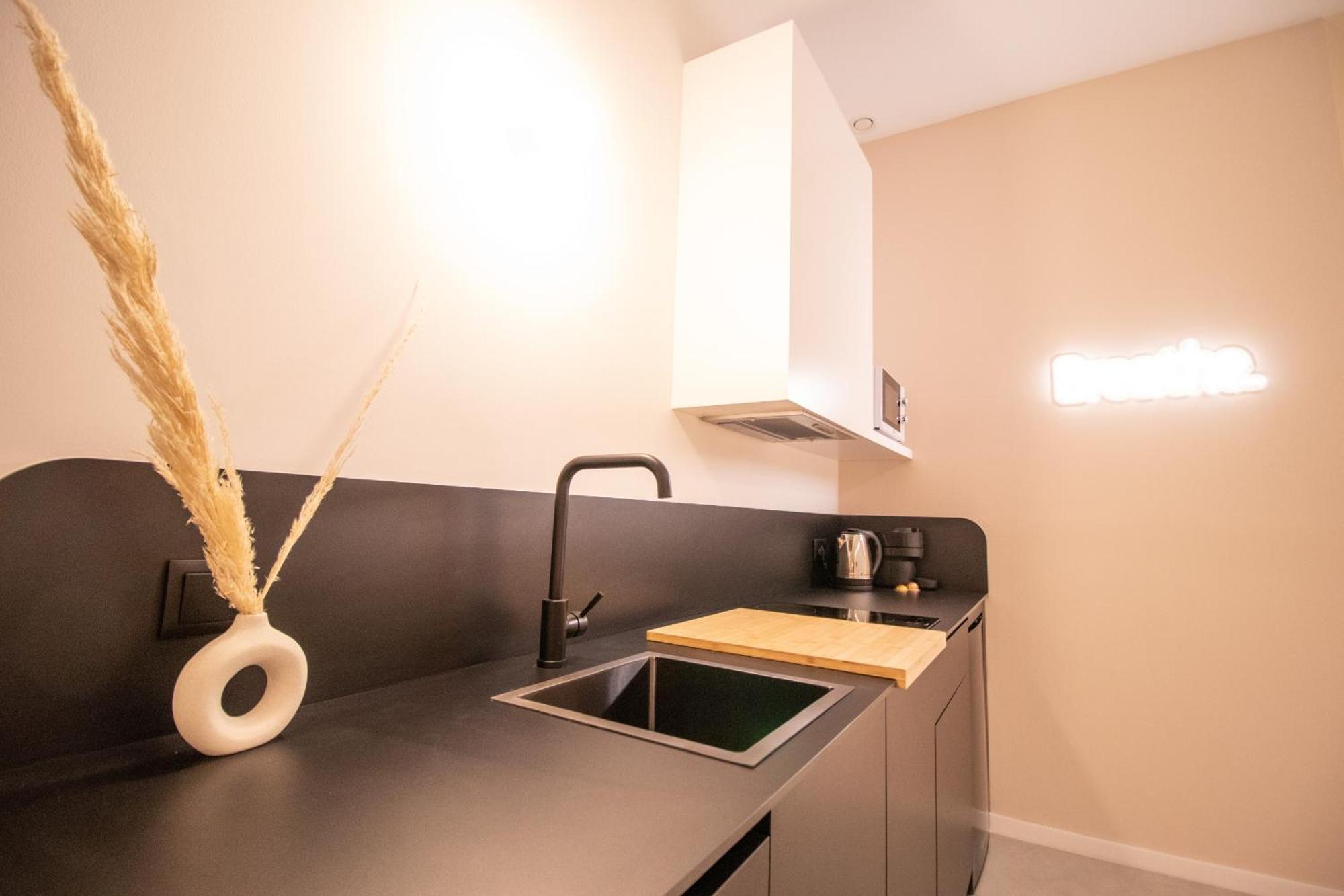 Breathe Apartments By Concept Flats Valencia Ngoại thất bức ảnh