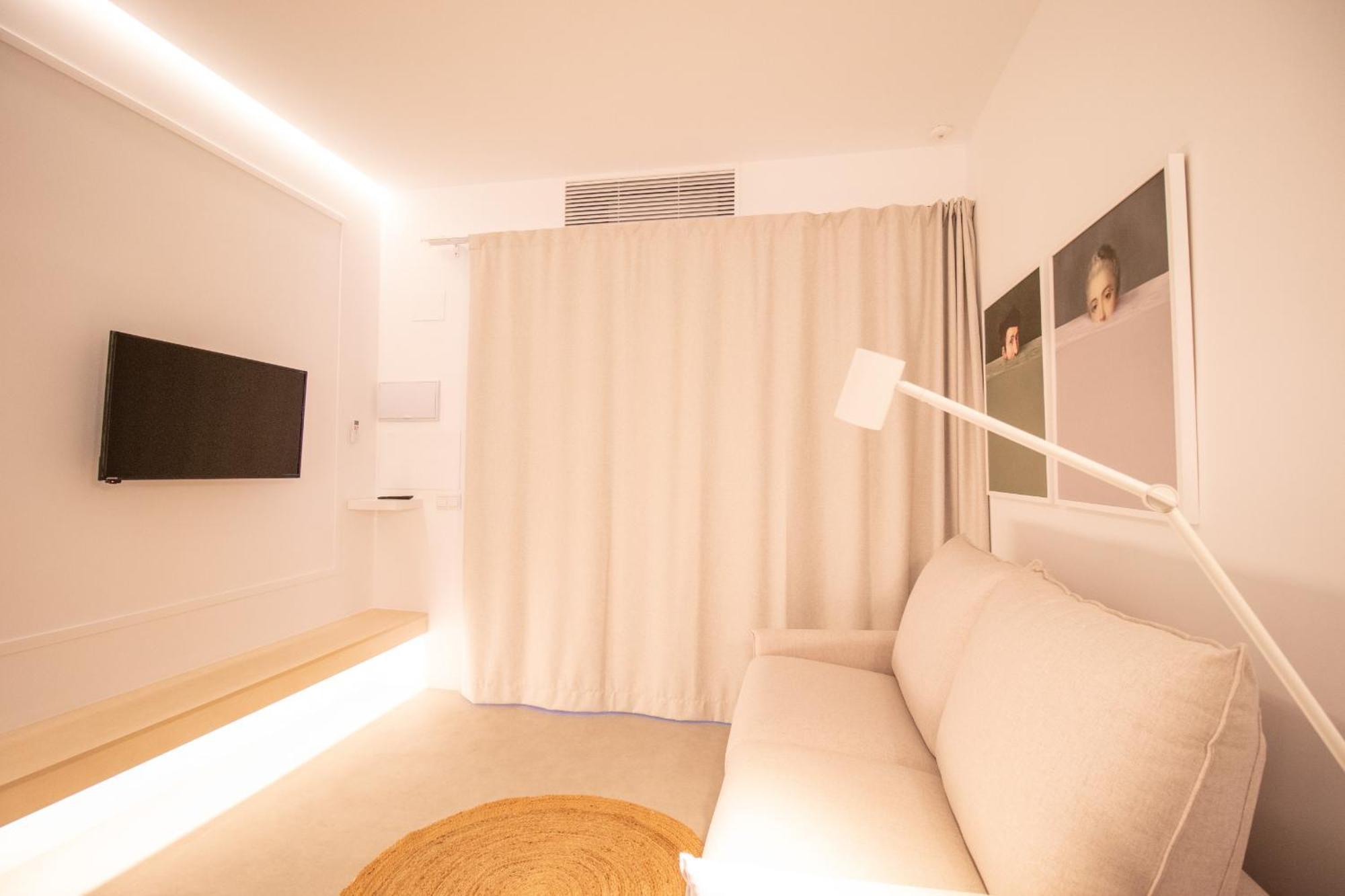 Breathe Apartments By Concept Flats Valencia Ngoại thất bức ảnh