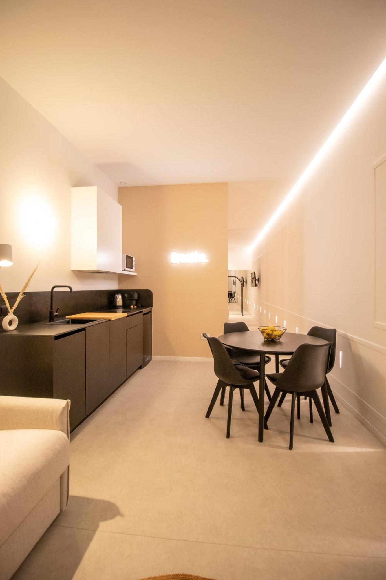 Breathe Apartments By Concept Flats Valencia Ngoại thất bức ảnh